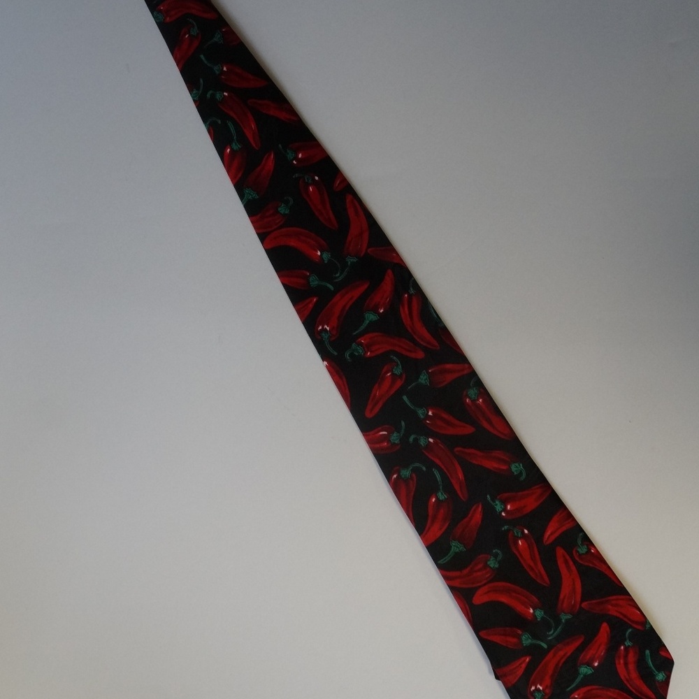 Chili Pepper Red Hot Men's Black Tie - Picture 3 of 4